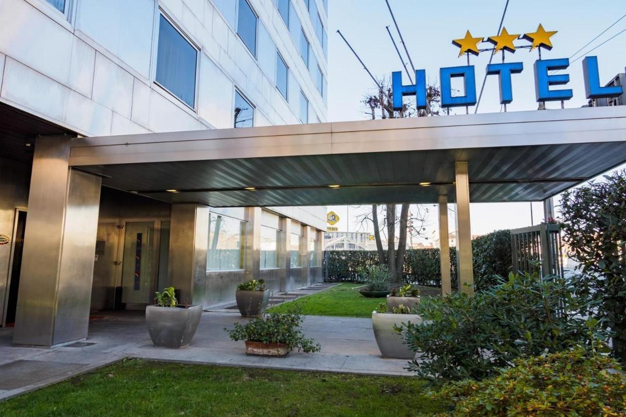 B&B Hotel Torino President Exterior photo